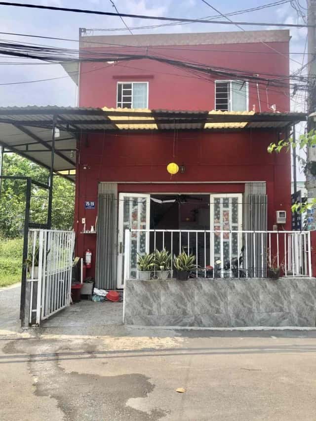 Cho thuê nhà hẻm Thới Tứ 1 Huyện Hóc Môn, TP.HCM – 2 phòng ngủ, giá 5.5 triệu