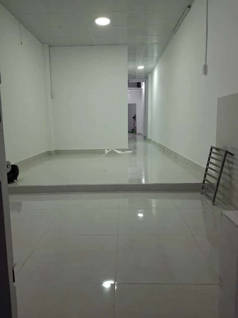 Cho thuê nhà hẻm Đoàn Văn Bơ Quận 4, TP.HCM – giá 9.5 triệu