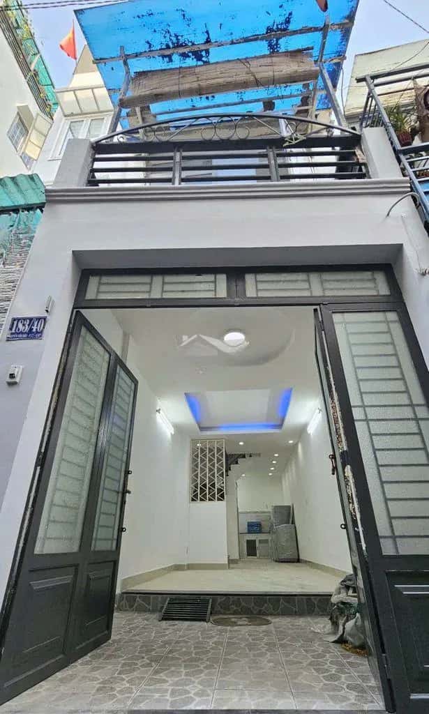 Cho thuê nhà hẻm Nguyễn Văn Đậu Bình Thạnh, TP.HCM – 4 phòng ngủ, giá 11 triệu