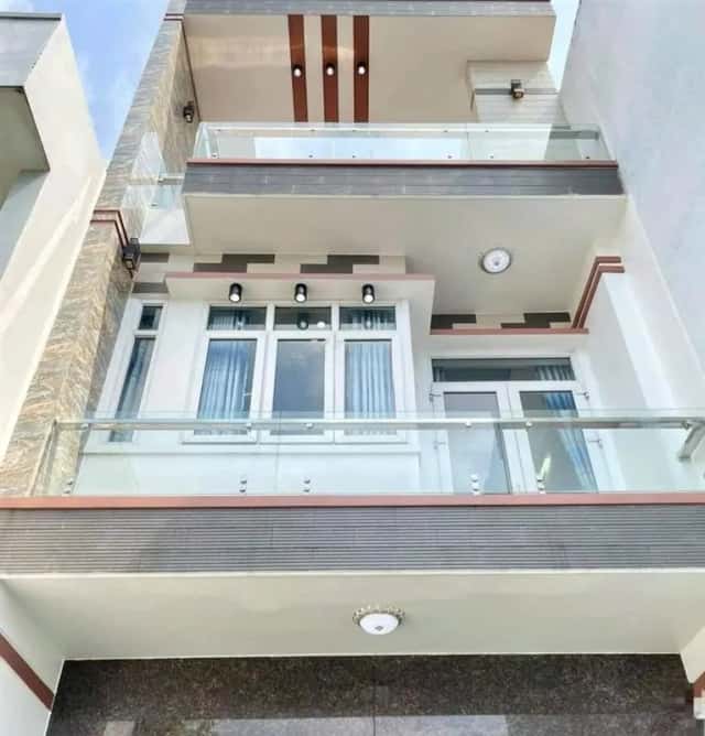 Cho thuê nhà mặt tiền Đường Huỳnh Văn Bánh Quận Phú Nhuận, TP.HCM – 4 phòng ngủ, giá 16 triệu Cho thuê nhà mặt tiền Đường Huỳnh Văn Bánh Quận Phú Nhuận, TP.HCM – 4 phòng ngủ, giá 16 triệu