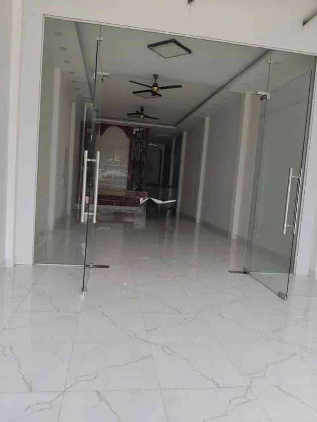 Cho thuê nhà mặt tiền Đường Lê Thị Trung Thành phố Thuận An, TP.HCM – 4 phòng ngủ, giá 15 triệu