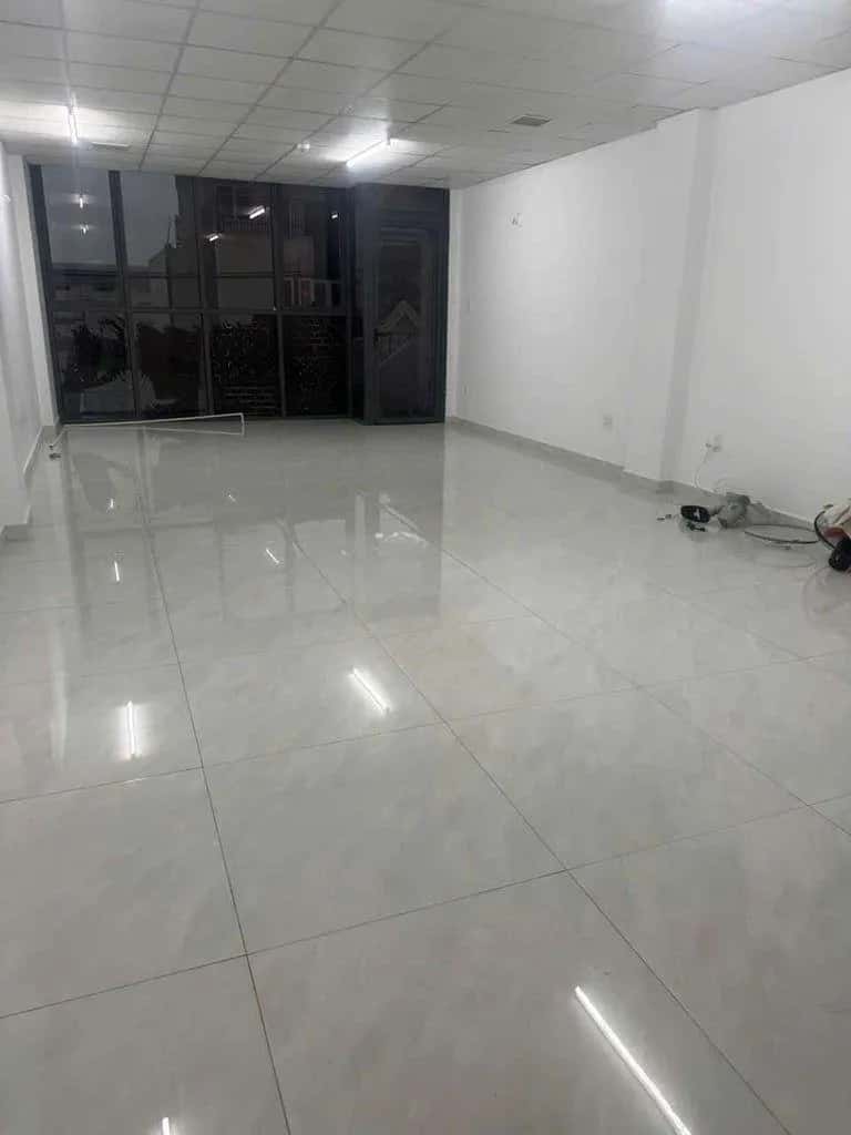 Cho thuê nhà hẻm đường nhựa thông ôtô tải tránh nhau Thành phố Thuận An, Binh Duong – 2 phòng ngủ, giá 6 triệu