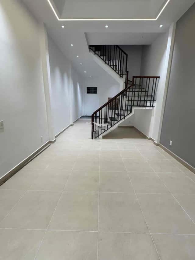 Cho thuê nhà hẻm Đường Kênh Tân Hóa Tân Phú, TP.HCM – 2 phòng ngủ, giá 15 triệu