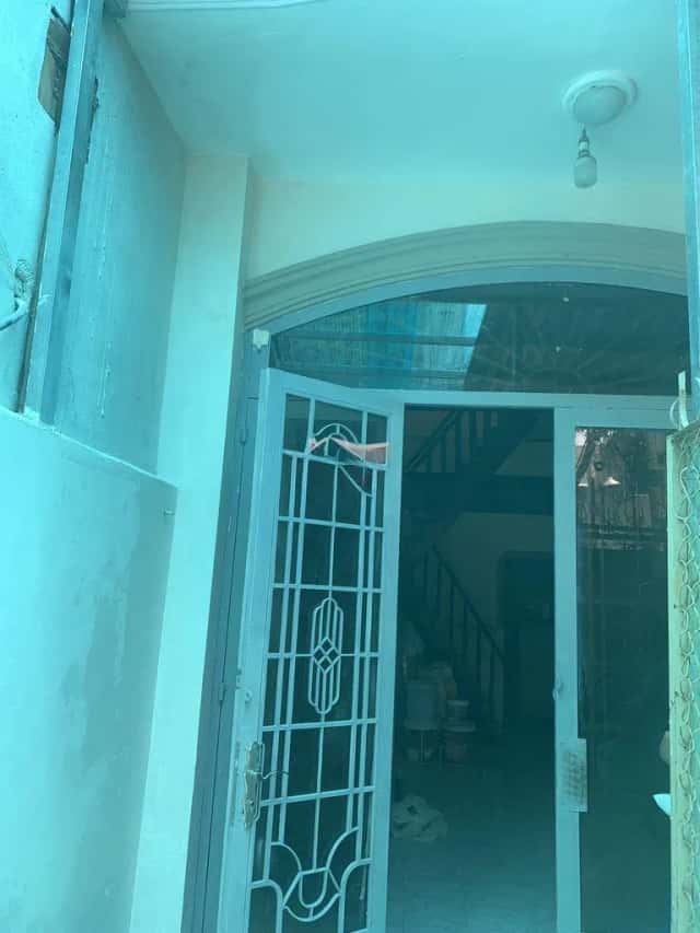 Cho thuê nhà hẻm Đoàn Văn Bơ quận 4, TP.HCM – 2 phòng ngủ, giá 9 triệu Cho thuê nhà hẻm Đoàn Văn Bơ quận 4, TP.HCM – 2 phòng ngủ, giá 9 triệu