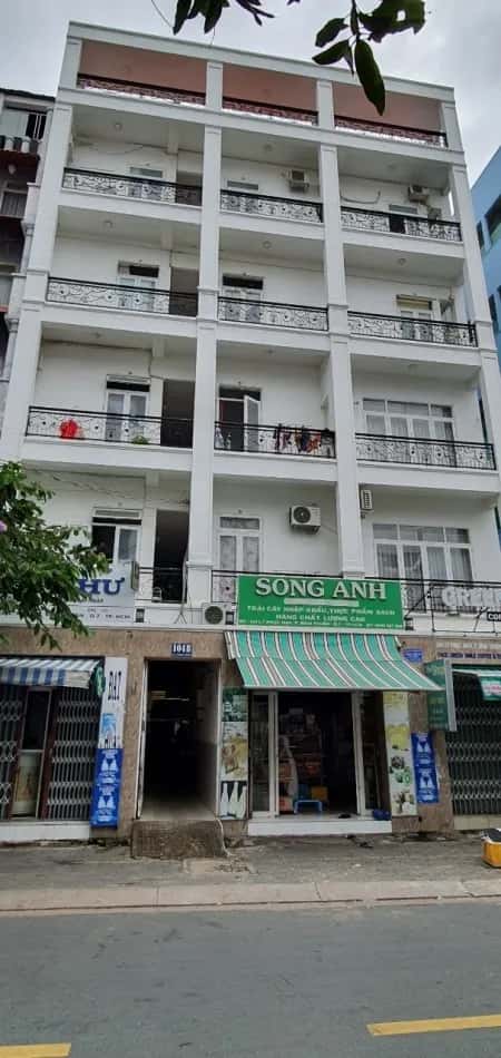 Cho thuê BĐS khác Lý Phục Man Tân Thuận, TP.HCM – giá 2.4 triệu