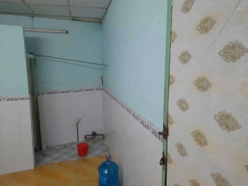 Cho thuê phòng trọ Đường Đoàn Văn Bơ Quận 4, TP.HCM – 1 phòng ngủ, giá 1.5 triệu