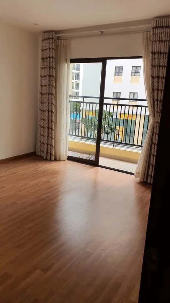Cho thuê căn hộ chung cư Đường Trần Nhân Tôn Quận 10, TP.HCM – 2 phòng ngủ, giá 10 triệu