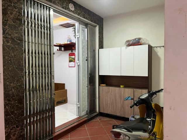 Cho thuê nhà hẻm Phố Hưng Thịnh Yên Sở, Hà Nội – 3 phòng ngủ, giá 10.5 triệu Cho thuê nhà hẻm Phố Hưng Thịnh Yên Sở, Hà Nội – 3 phòng ngủ, giá 10.5 triệu