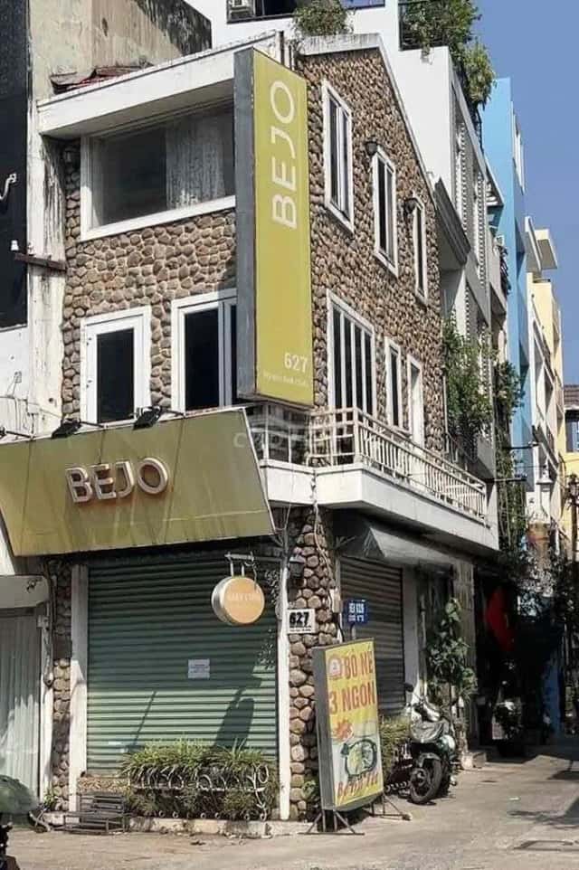 Cho thuê nhà mặt tiền Đường Nguyễn Đình Chiểu Quận 3, TP.HCM – 2 phòng ngủ, giá 18 triệu