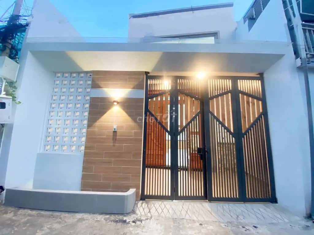 Cho thuê nhà hẻm Xuân Quỳnh Quận 9 cũ, TP.HCM – 3 phòng ngủ, giá 13 triệu