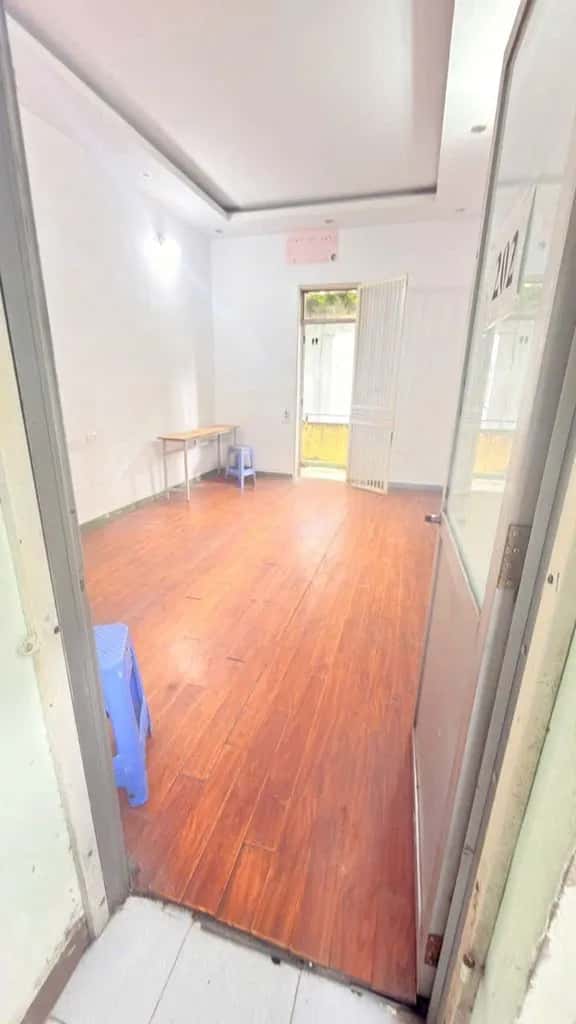 Cho thuê nhà hẻm Nguyễn Đình Chiểu Hai Ba Trung, Ha Noi – 8 phòng ngủ, giá 17 triệu