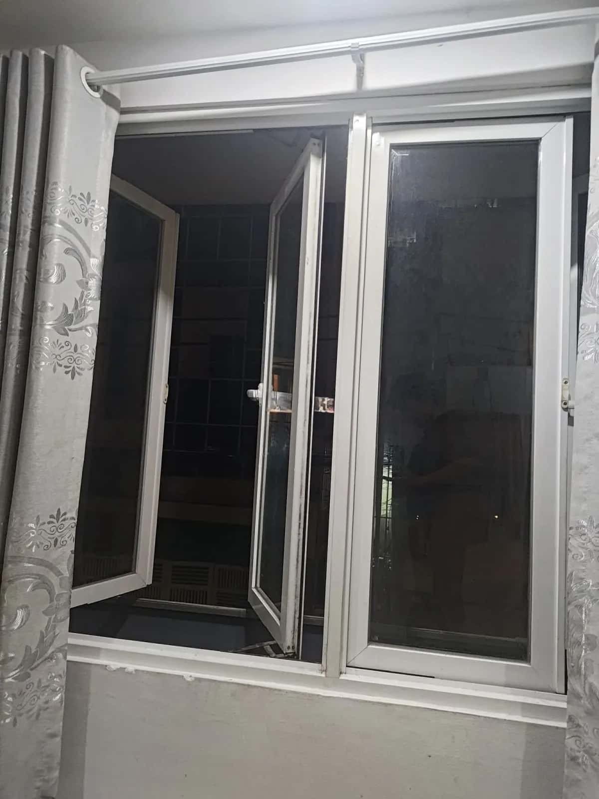 Cho thuê phòng trọ Đường Tân Cảng Thạnh Mỹ Tây, TP.HCM – 1 phòng ngủ, giá 3.8 triệu