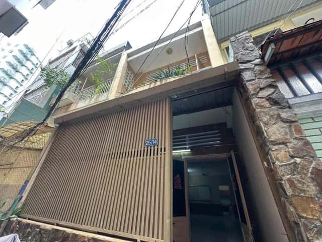 Cho thuê nhà hẻm Đường Mã Lộ Quận 1, TP.HCM – 3 phòng ngủ, giá 14.5 triệu