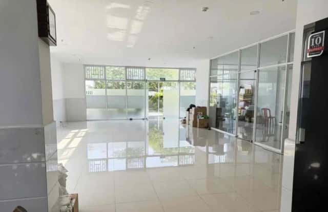 Cho thuê nhà mặt tiền Hẻm 171 Kênh Tân Hoá Tân Phú, TP.HCM – 2 phòng ngủ, giá 35 triệu