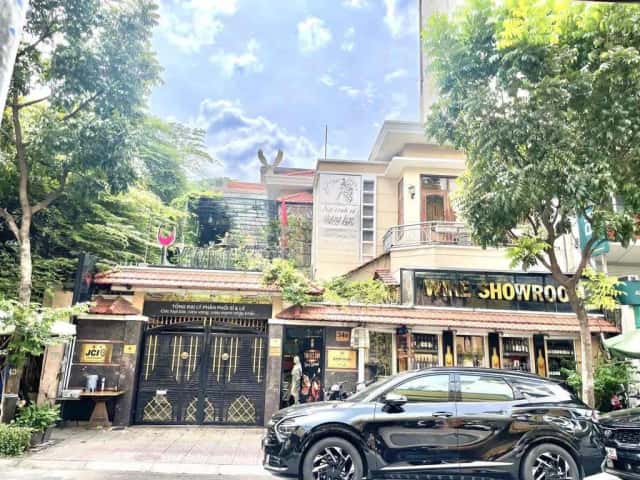 Cho thuê nhà hẻm Nguyễn Thị Diệu Quận 3, TP.HCM – 5 phòng ngủ, giá 150 triệu Cho thuê nhà hẻm Nguyễn Thị Diệu Quận 3, TP.HCM – 5 phòng ngủ, giá 150 triệu