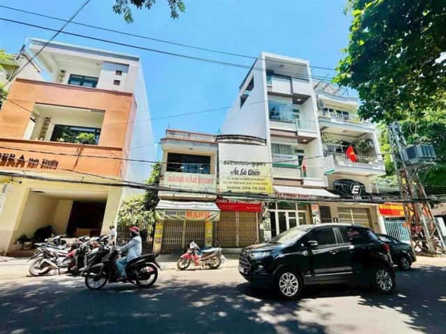 Bán nhà hẻm Trần Nhật Duật Thành phố Nha Trang, Khánh Hòa – 4 phòng ngủ, giá 13 tỷ