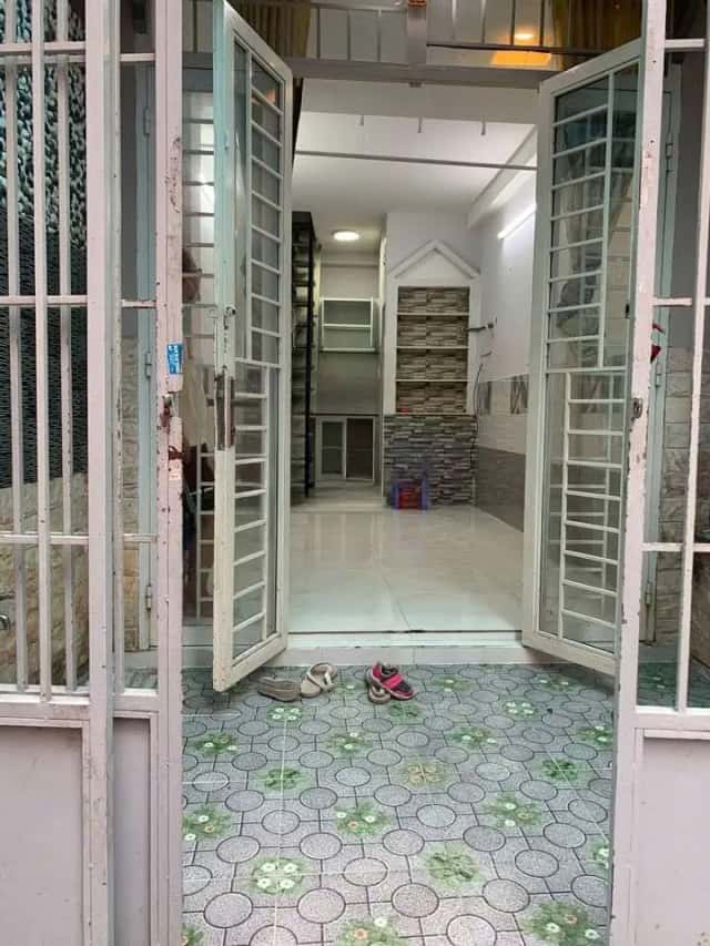 Cho thuê nhà hẻm Nguyễn Văn Đậu Quận Bình Thạnh, TP.HCM – 3 phòng ngủ, giá 9 triệu