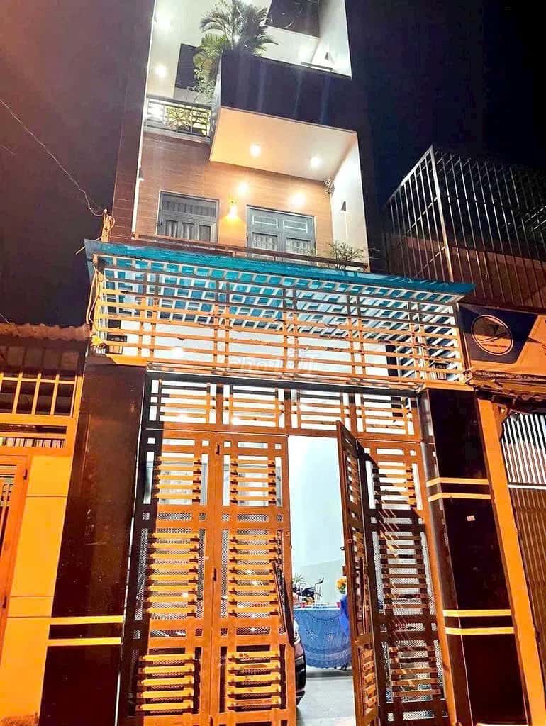 Cho thuê nhà hẻm Thoại Ngọc Hầu Tân Phú, Ho Chi Minh – 5 phòng ngủ, giá 18 triệu
