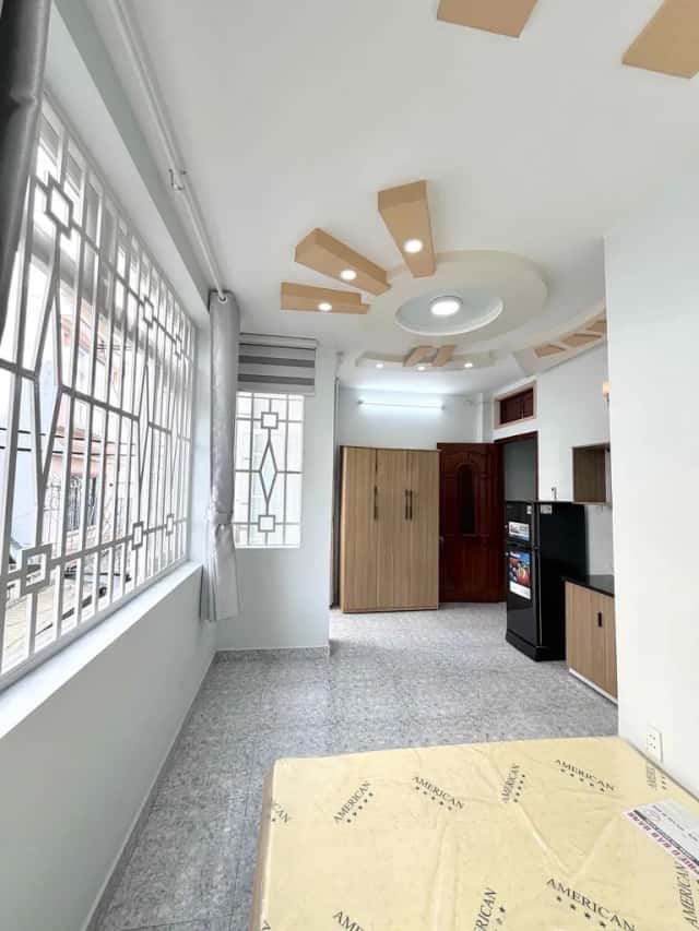 Cho thuê phòng trọ Đường Thích Quảng Đức Quận Phú Nhuận, TP.HCM – 6 phòng ngủ, giá 5 triệu