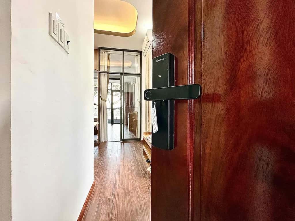 Cho thuê căn hộ dịch vụ Đường Nguyễn Công Trứ Quận 1, TP.HCM – 1 phòng ngủ, giá 11 triệu