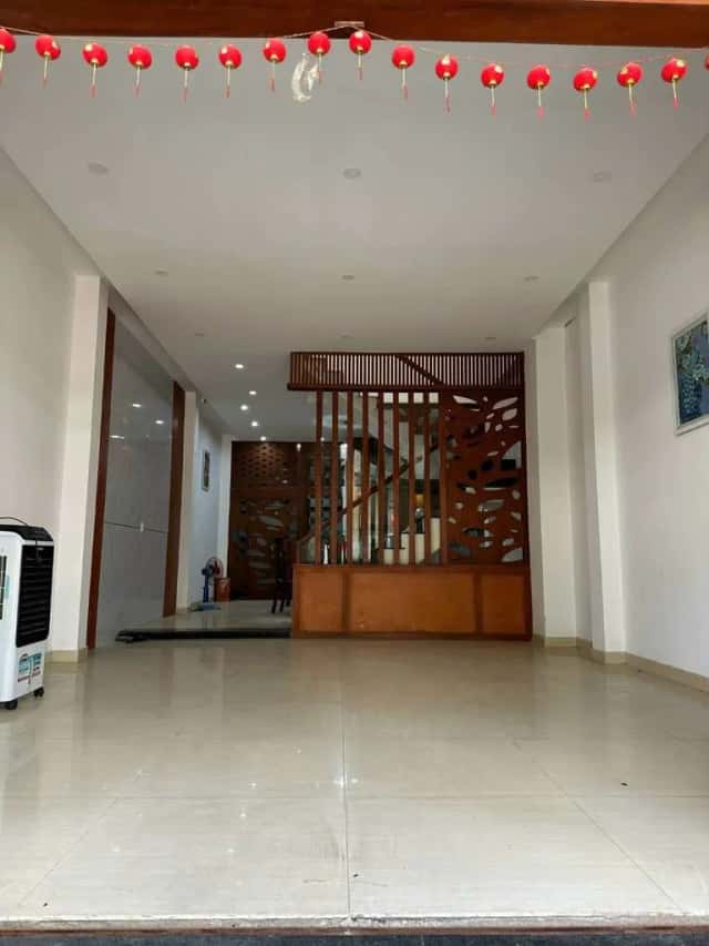 Cho thuê nhà mặt tiền Nguyễn Sinh Sắc Hoa Khanh, Da Nang – 3 phòng ngủ, giá 12 triệu Cho thuê nhà mặt tiền Nguyễn Sinh Sắc Hoa Khanh, Da Nang – 3 phòng ngủ, giá 12 triệu
