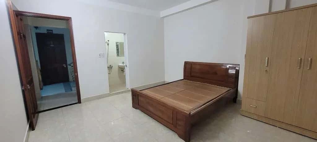 Cho thuê căn hộ dịch vụ Đường Láng Yên Hòa, Hà Nội – 1 phòng ngủ, giá 3.8 triệu