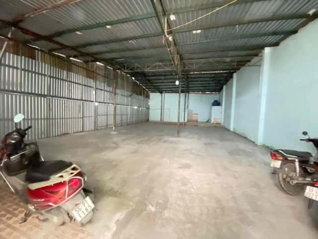 Cho thuê kho, nhà xưởng Hiền Vương Quận Tân Phú, TP.HCM – giá 17 triệu
