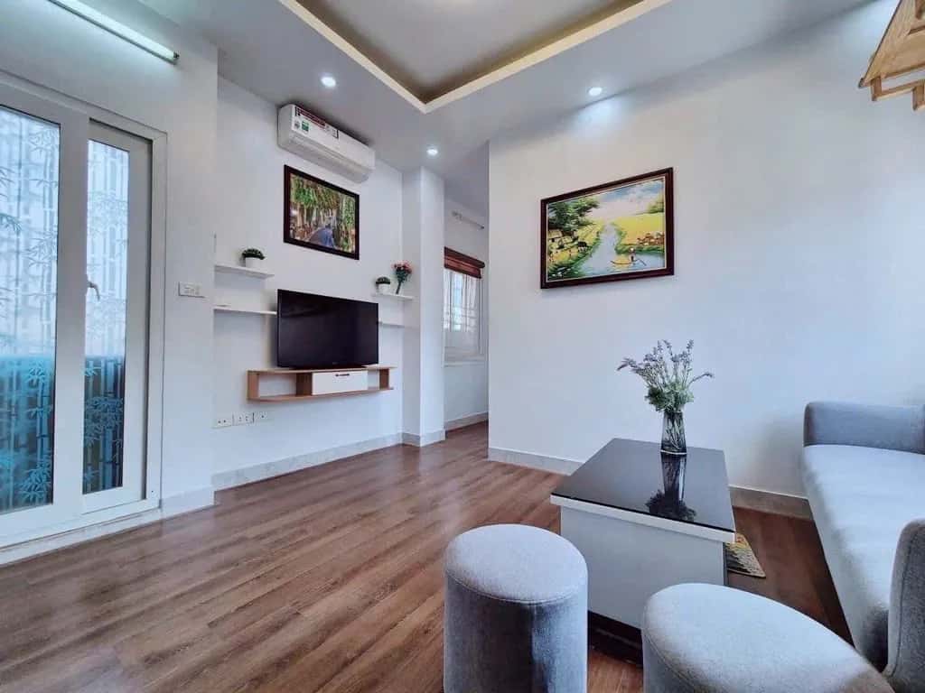 Cho thuê căn hộ dịch vụ Cầu Khương Đình Khuong Dinh, Ha Noi – 2 phòng ngủ, giá 6 triệu