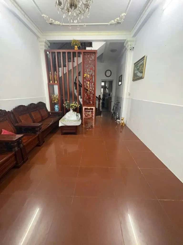 Cho thuê nhà mặt tiền Quận 6, TP.HCM – 4 phòng ngủ, giá 18 triệu