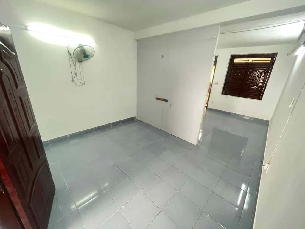 Cho thuê căn hộ chung cư Đường số 6 Quận 9 cũ, TP.HCM – 1 phòng ngủ, giá 3.3 triệu