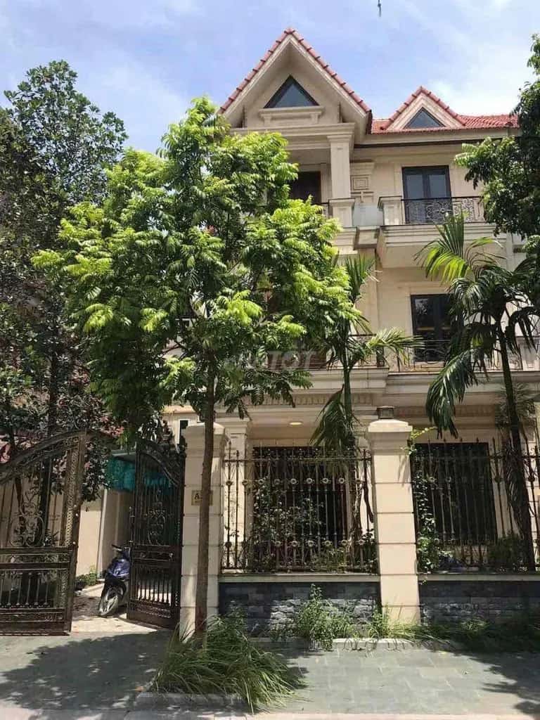 Cho thuê nhà hẻm BT7 Việt Hưng, Hà Nội – 4 phòng ngủ, giá 32 triệu
