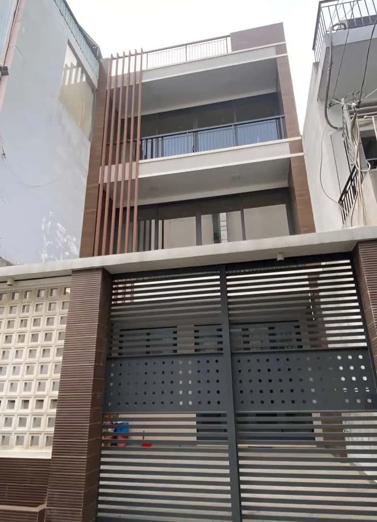 Cho thuê nhà hẻm Đường Lê Trọng Tấn Quận Tân Phú, TP.HCM – 5 phòng ngủ, giá 17 triệu