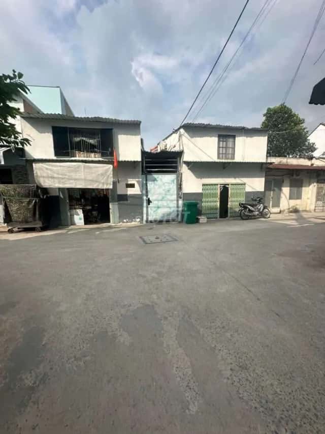 Cho thuê BĐS khác Nguyễn Thị Trên Quận 12, TP.HCM – 10 phòng ngủ, giá 48 triệu Cho thuê BĐS khác Nguyễn Thị Trên Quận 12, TP.HCM – 10 phòng ngủ, giá 48 triệu