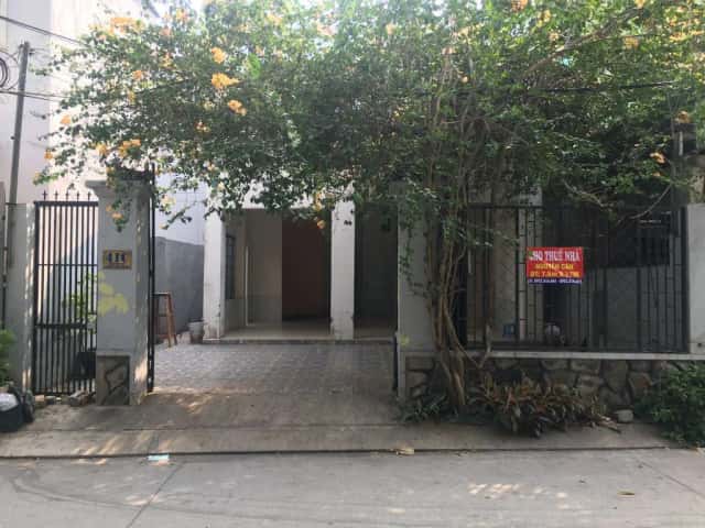 Cho thuê nhà hẻm Hẻm 5 Huyện Hóc Môn, TP.HCM – 2 phòng ngủ, giá 10 triệu Cho thuê nhà hẻm Hẻm 5 Huyện Hóc Môn, TP.HCM – 2 phòng ngủ, giá 10 triệu