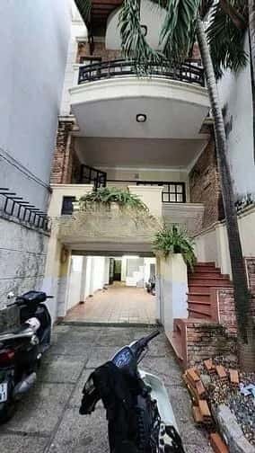 Cho thuê nhà mặt tiền Quận 7, TP.HCM – giá 36 triệu