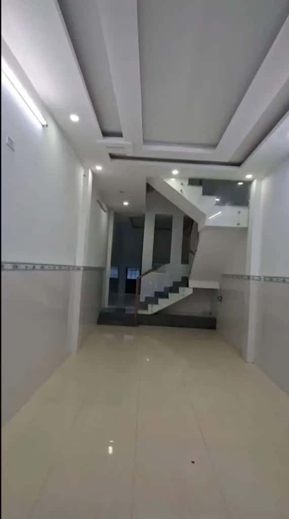 Cho thuê nhà mặt tiền Lê Tân Trung Sơn Trà, Đà Nẵng – 3 phòng ngủ, giá 15 triệu