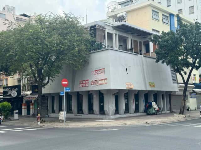 Cho thuê nhà mặt tiền Bà Huyện Thanh Quan Quận 3, TP.HCM – giá 100 triệu Cho thuê nhà mặt tiền Bà Huyện Thanh Quan Quận 3, TP.HCM – giá 100 triệu
