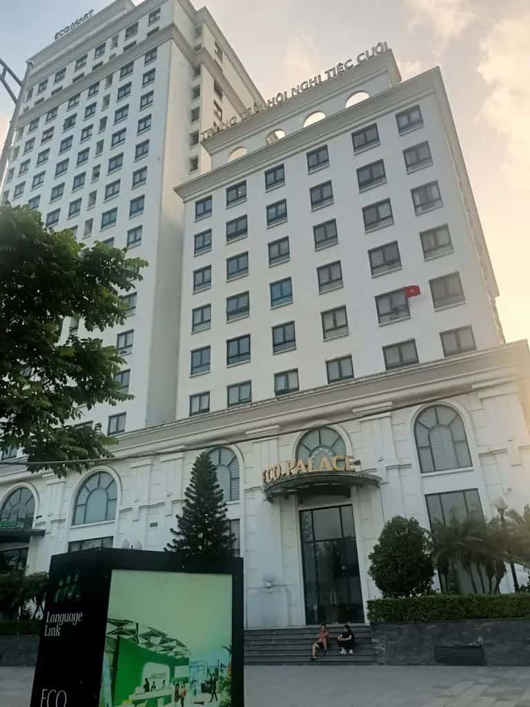 Cho thuê căn hộ chung cư Đường Ngô Gia Tự Việt Hưng, Hà Nội – 2 phòng ngủ, giá 11 triệu