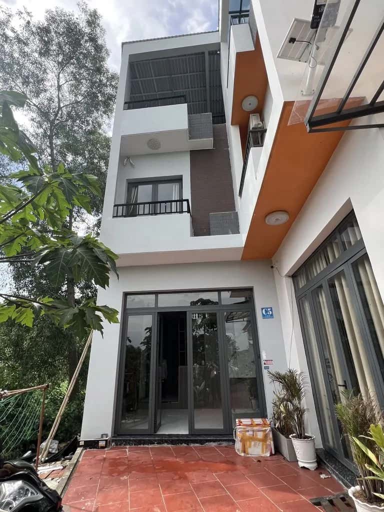 Cho thuê nhà hẻm Thợ Huyện Cần Giuộc, Tay Ninh – 3 phòng ngủ, giá 5 triệu