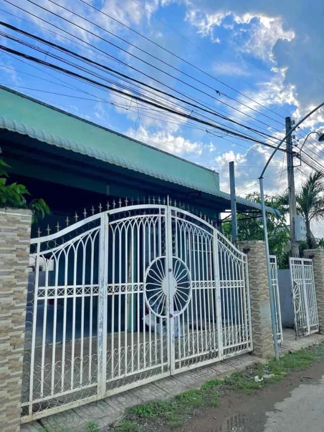 Cho thuê phòng trọ Đường tỉnh 826 Huyện Cần Đước, Tây Ninh – giá 800000 VNĐ Cho thuê phòng trọ Đường tỉnh 826 Huyện Cần Đước, Tây Ninh – giá 800000 VNĐ