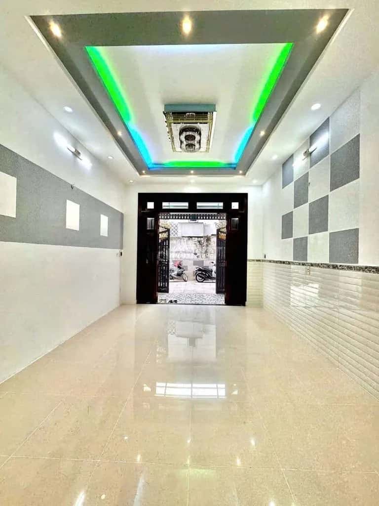 Cho thuê nhà hẻm Đường Tân Vĩnh Quận 4, TP.HCM – 3 phòng ngủ, giá 10 triệu