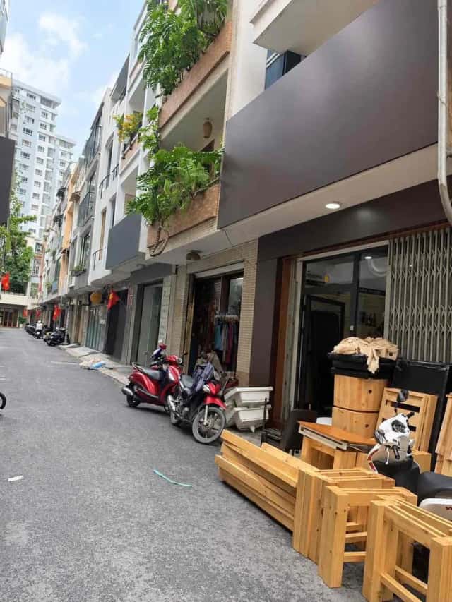 Cho thuê nhà mặt tiền Đường Hoa Phượng Quận Phú Nhuận, TP.HCM – giá 27 triệu Cho thuê nhà mặt tiền Đường Hoa Phượng Quận Phú Nhuận, TP.HCM – giá 27 triệu