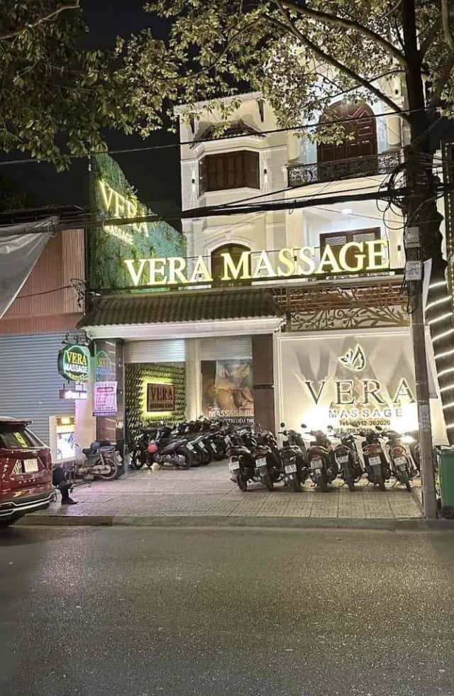 Bán nhà mặt tiền 1 Thành phố Biên Hòa, Đồng Nai – 5 phòng ngủ, giá 35 tỷ Bán nhà mặt tiền 1 Thành phố Biên Hòa, Đồng Nai – 5 phòng ngủ, giá 35 tỷ