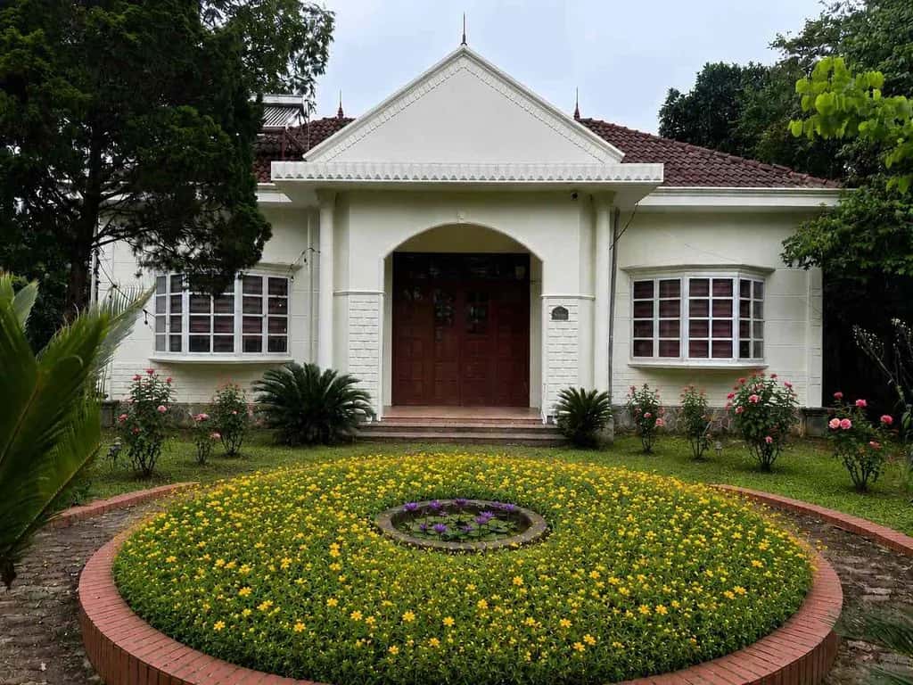 Cho thuê nhà hẻm Ba vành - Suối Mơ Yen Bai, Ha Noi – 4 phòng ngủ, giá 12 triệu