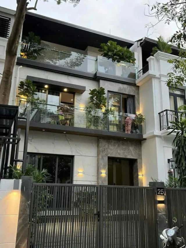 Cho thuê nhà hẻm Mỹ Giang 2A Quận 7, TP.HCM – 4 phòng ngủ, giá 95 triệu Cho thuê nhà hẻm Mỹ Giang 2A Quận 7, TP.HCM – 4 phòng ngủ, giá 95 triệu