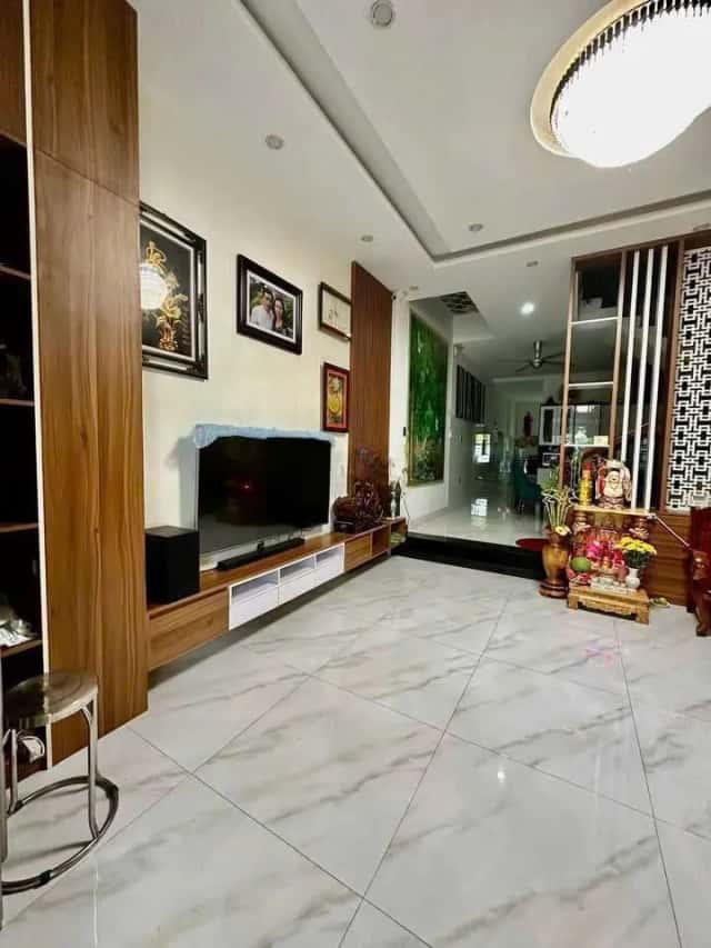 Cho thuê nhà hẻm Đường Cồn Dầu 23 Hòa Xuân, Đà Nẵng – 5 phòng ngủ, giá 21 triệu Cho thuê nhà hẻm Đường Cồn Dầu 23 Hòa Xuân, Đà Nẵng – 5 phòng ngủ, giá 21 triệu