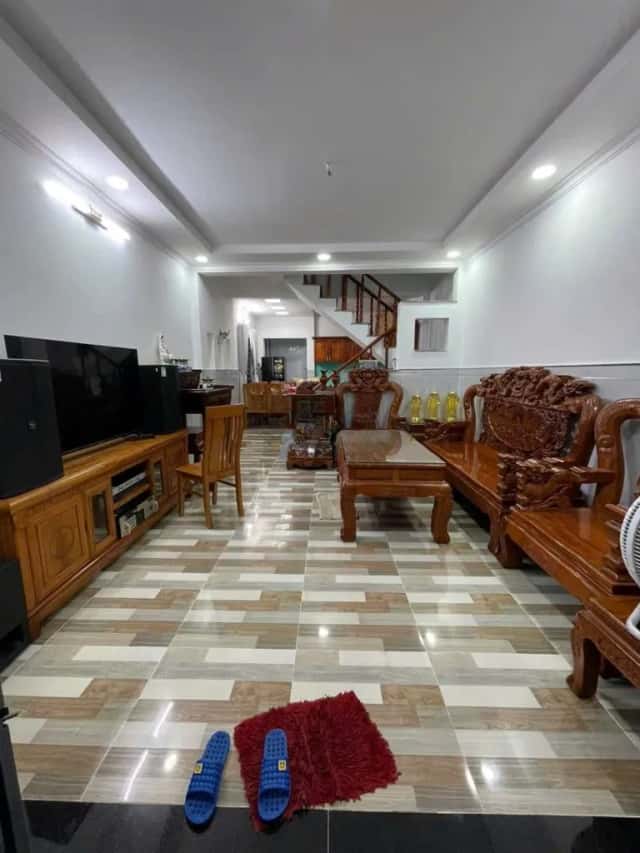 Cho thuê nhà hẻm Hiệp Thành Quận 12, TP.HCM – 2 phòng ngủ, giá 7.5 triệu Cho thuê nhà hẻm Hiệp Thành Quận 12, TP.HCM – 2 phòng ngủ, giá 7.5 triệu