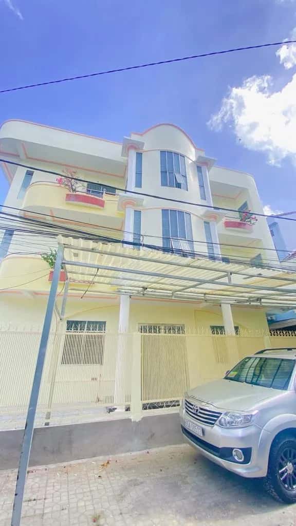 Cho thuê văn phòng Đường 3 Tháng 2 Ninh Kiều, Cần Thơ – 6 phòng ngủ, giá 25 triệu