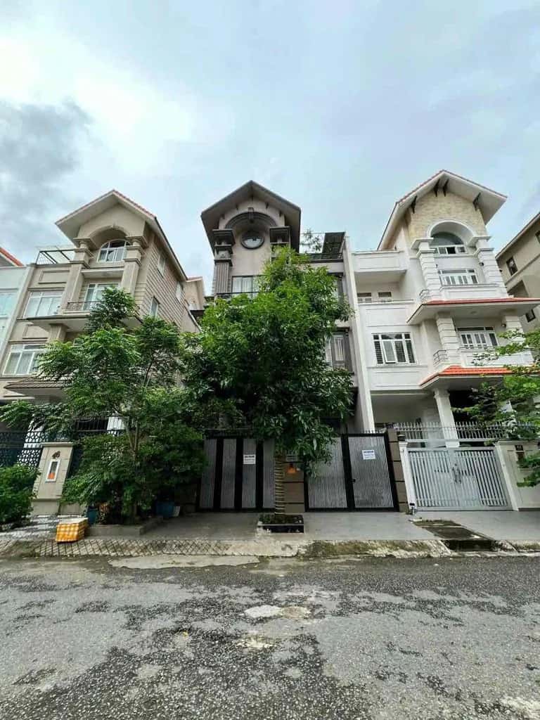 Cho thuê nhà hẻm Đường số 6 Quận 7, TP.HCM – 6 phòng ngủ, giá 90 triệu
