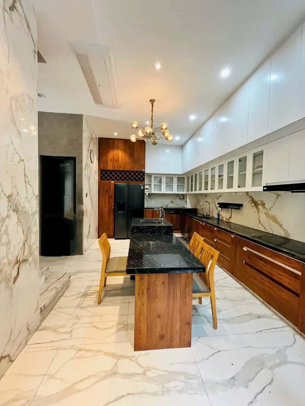 Cho thuê nhà hẻm Cái Răng, Cần Thơ – 4 phòng ngủ, giá 40 triệu